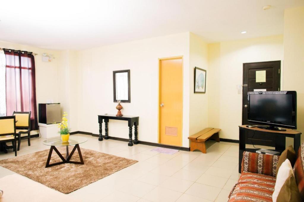 Ati-Atihan Festival Hotel Kalibo Kültér fotó
