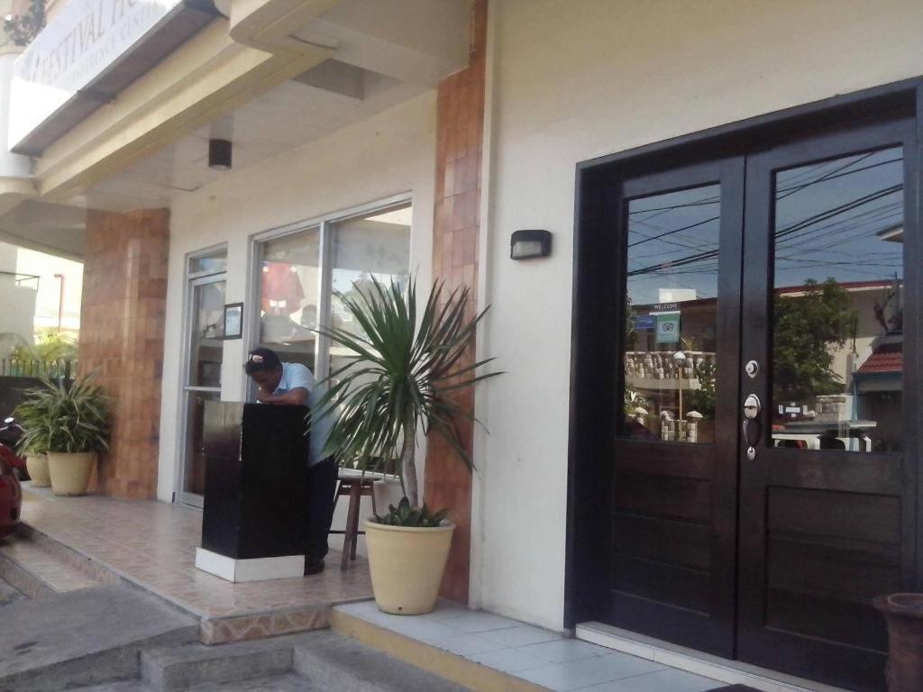 Ati-Atihan Festival Hotel Kalibo Kültér fotó
